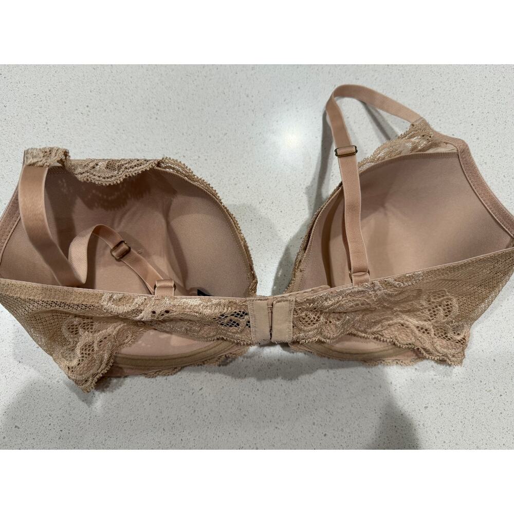 Natori Feathers Plunge T-Shirt Bra in Nude 36DD - Picture 2 of 3